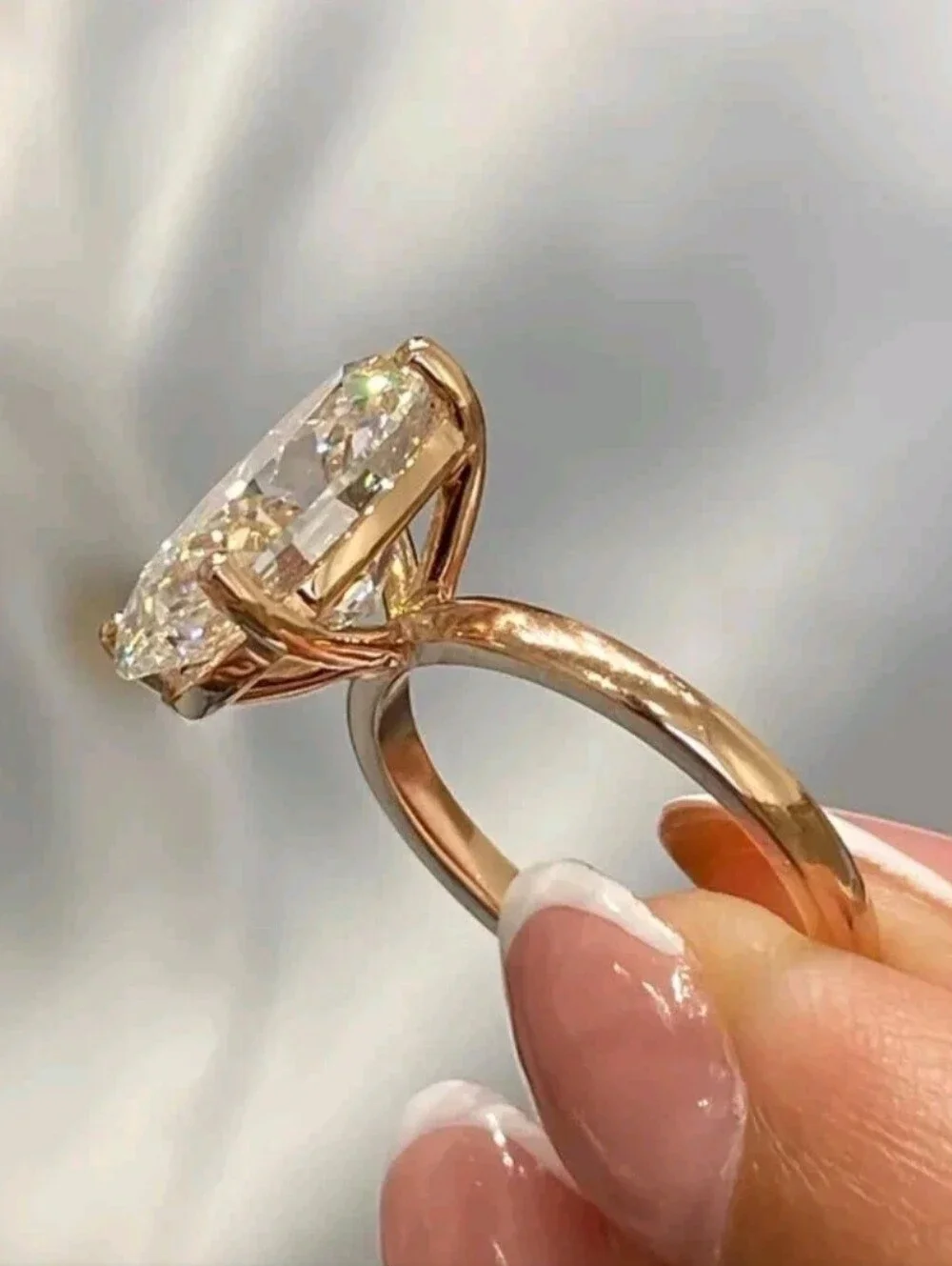 New 4ct IGI Certified Lab Grown Diamond, 14k Yellow Gold